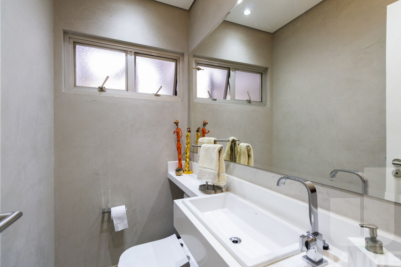 casa-assobradada-venda-sao-paulo-vila-ipojuca-3dormitorios-3suites-5vagas-210m2-BI9072