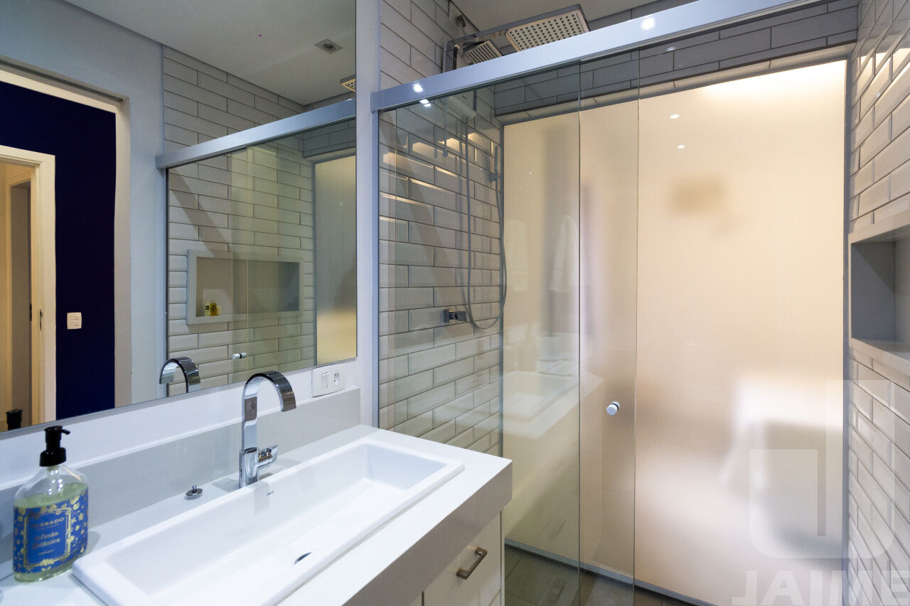 casa-assobradada-venda-sao-paulo-vila-ipojuca-3dormitorios-3suites-5vagas-210m2-BI9072