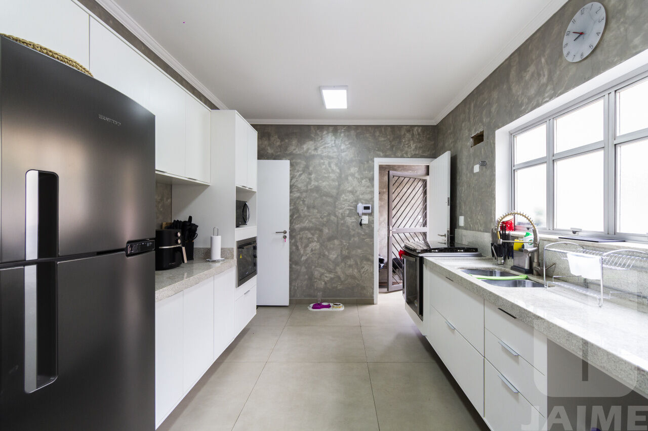 casa-assobradada-venda-sao-paulo-vila-ipojuca-3dormitorios-3suites-5vagas-210m2-BI9072