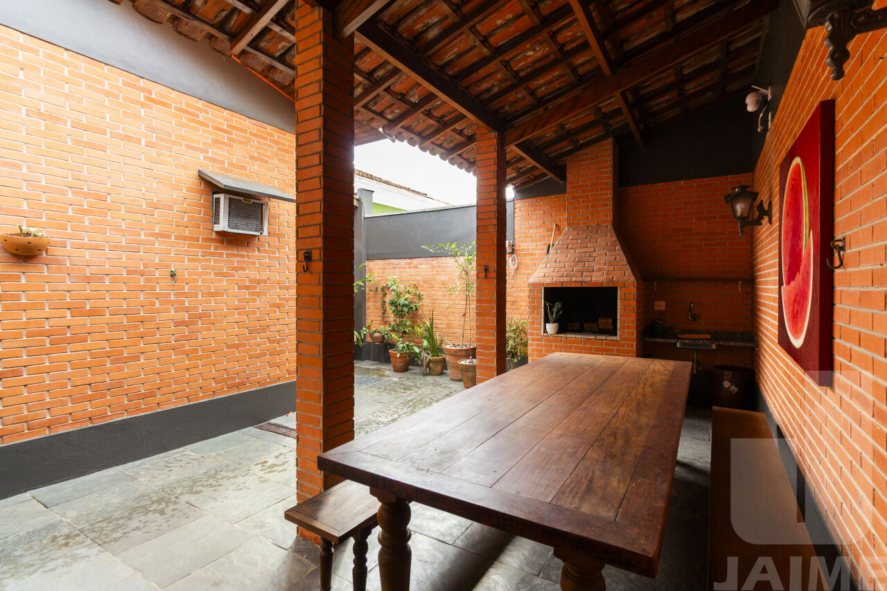 casa-assobradada-venda-sao-paulo-vila-ipojuca-3dormitorios-3suites-5vagas-210m2-BI9072