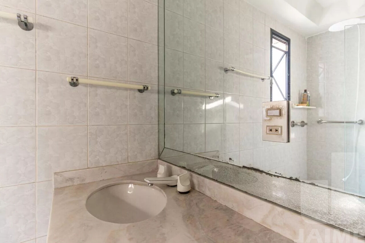 apartamento-venda-sao-paulo-higienopolis-3dormitorios-1suite-2vagas-137m2-BI9092