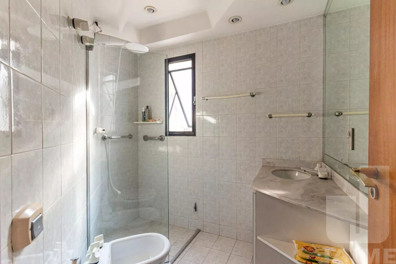 apartamento-venda-sao-paulo-higienopolis-3dormitorios-1suite-2vagas-137m2-BI9092