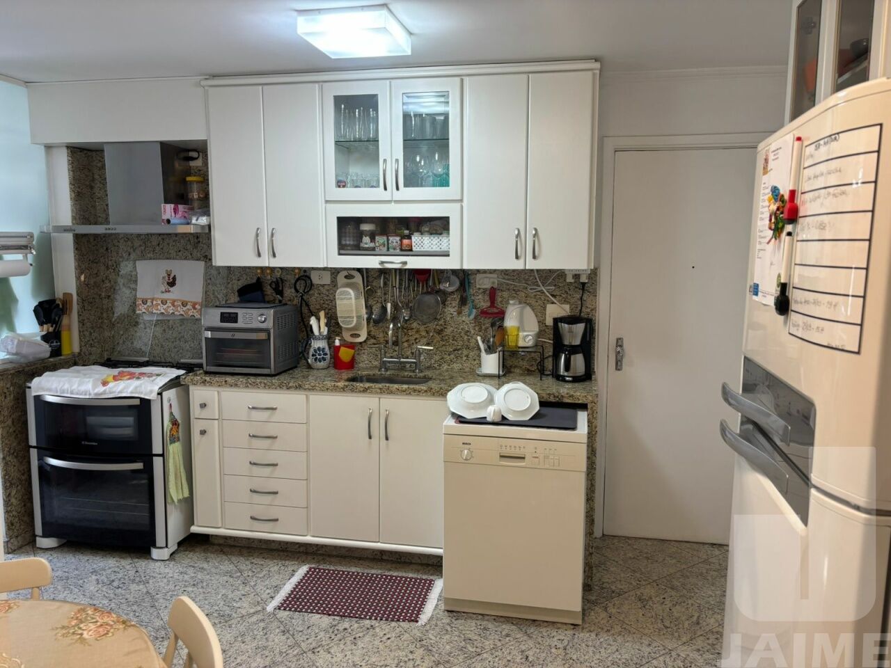 apartamento-venda-sao-paulo-higienopolis-3dormitorios-1suite-2vagas-126m2-BI9105