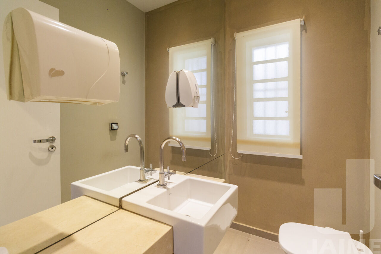 casa-comercial-locacao-sao-paulo-consolacao-6vagas-270m2-BI9128