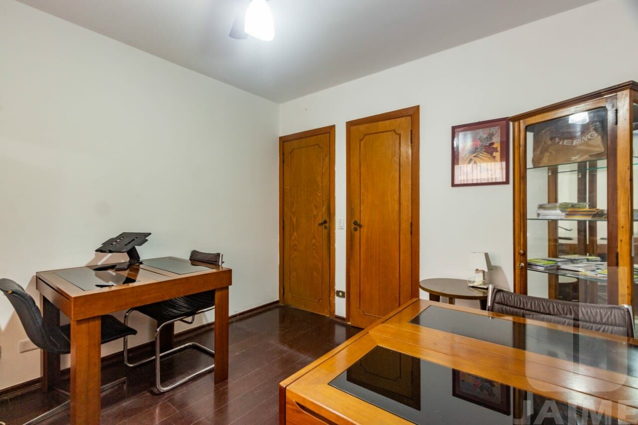 casa-assobradada-venda-sao-paulo-sumare-5dormitorios-2suites-3vagas-250m2-BI9138