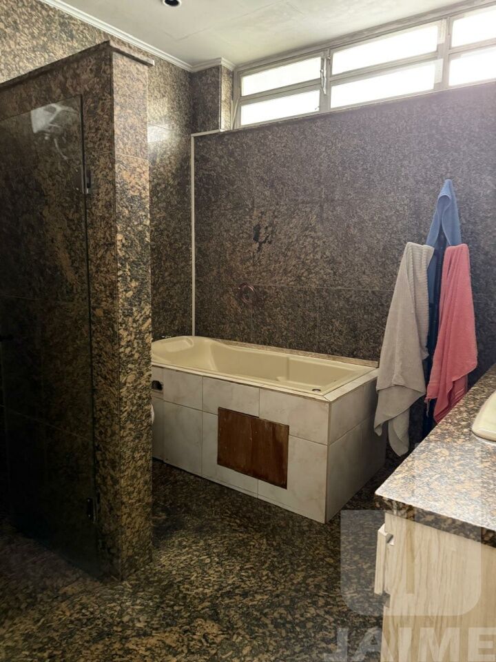 casa-assobradada-venda-sao-paulo-vila-madalena-3dormitorios-1suite-4vagas-446m2-BI9149