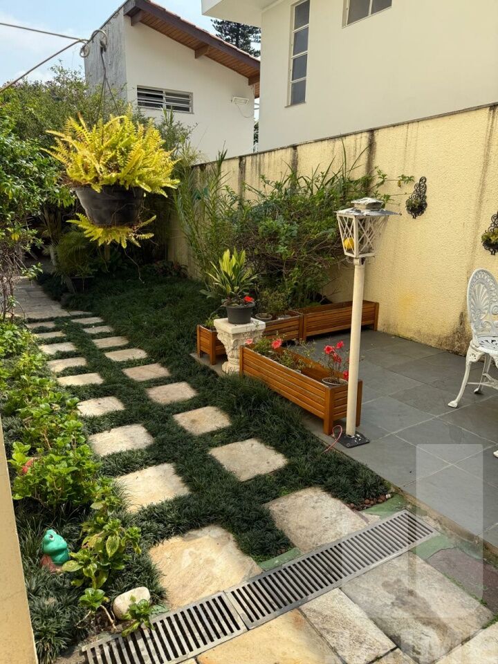 casa-assobradada-venda-sao-paulo-vila-madalena-3dormitorios-1suite-4vagas-446m2-BI9149