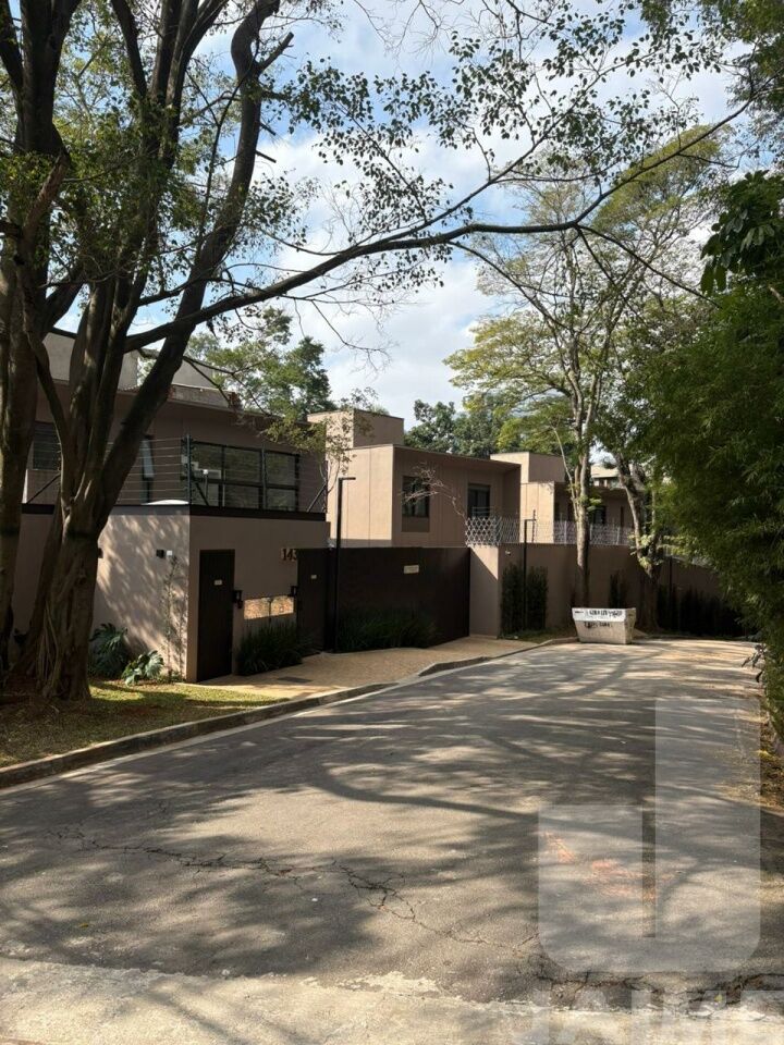 casa-assobradada-venda-sao-paulo-cidade-jardim-3dormitorios-3suites-3vagas-626m2-BI9202