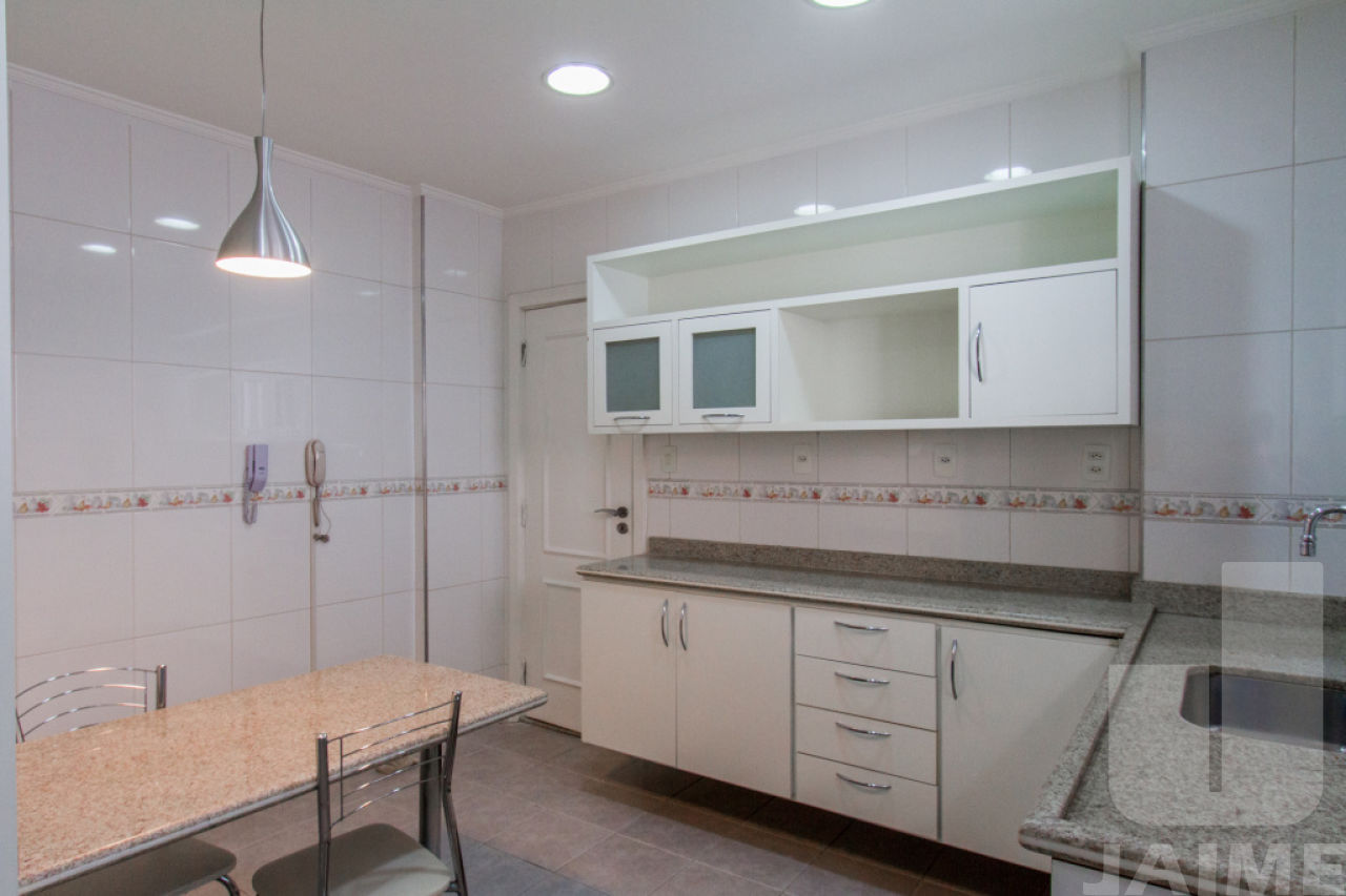 apartamento-locacao-sao-paulo-higienopolis-3dormitorios-3suites-1vaga-183m2-JA10509