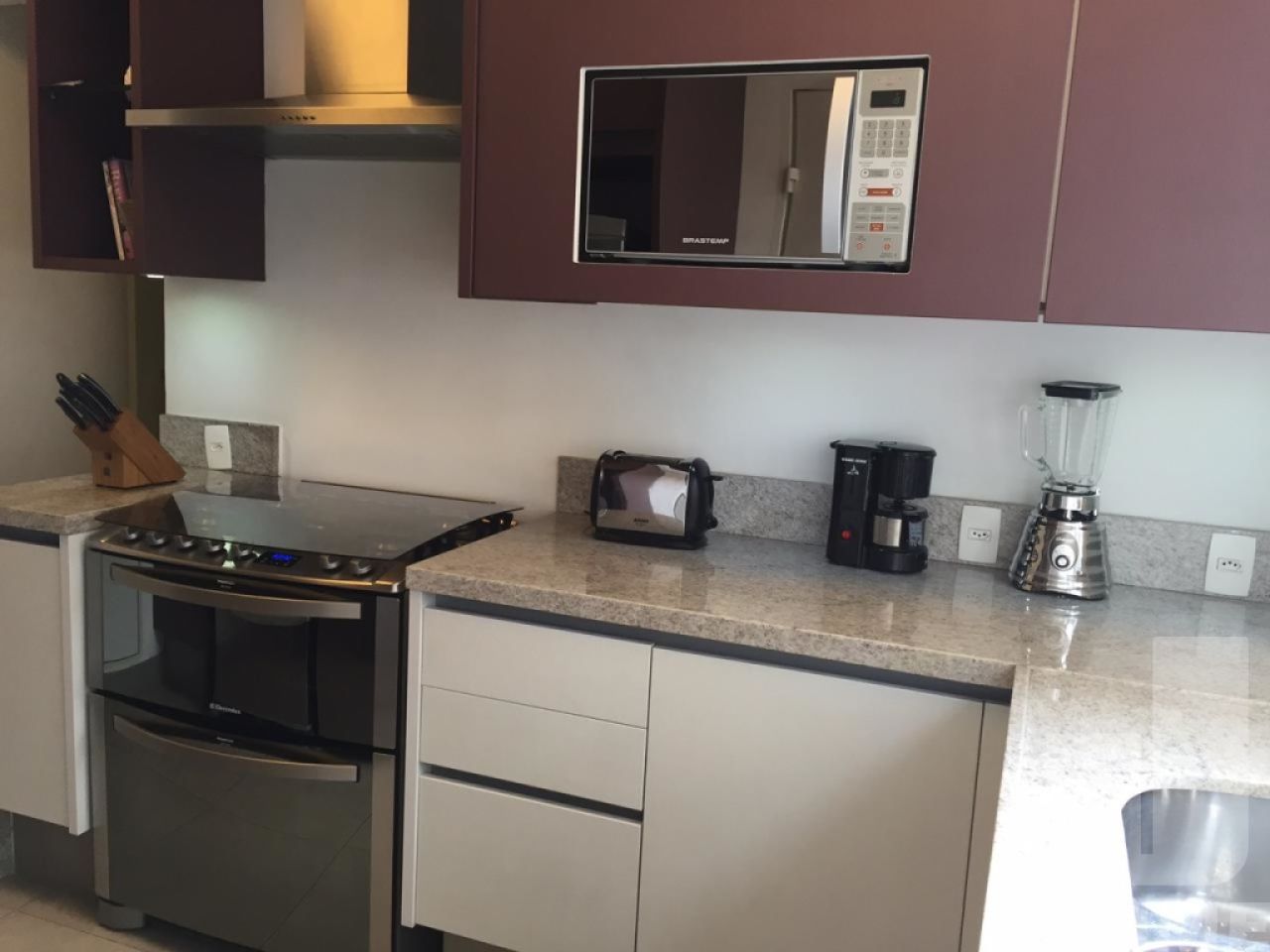 apartamento-locacao-sao-paulo-higienopolis-2dormitorios-2suites-2vagas-180m2-JA15510