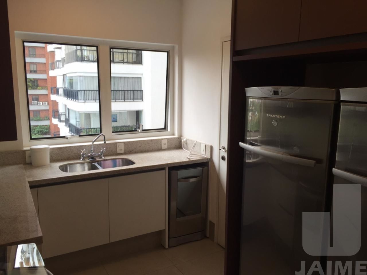 apartamento-locacao-sao-paulo-higienopolis-2dormitorios-2suites-2vagas-180m2-JA15510