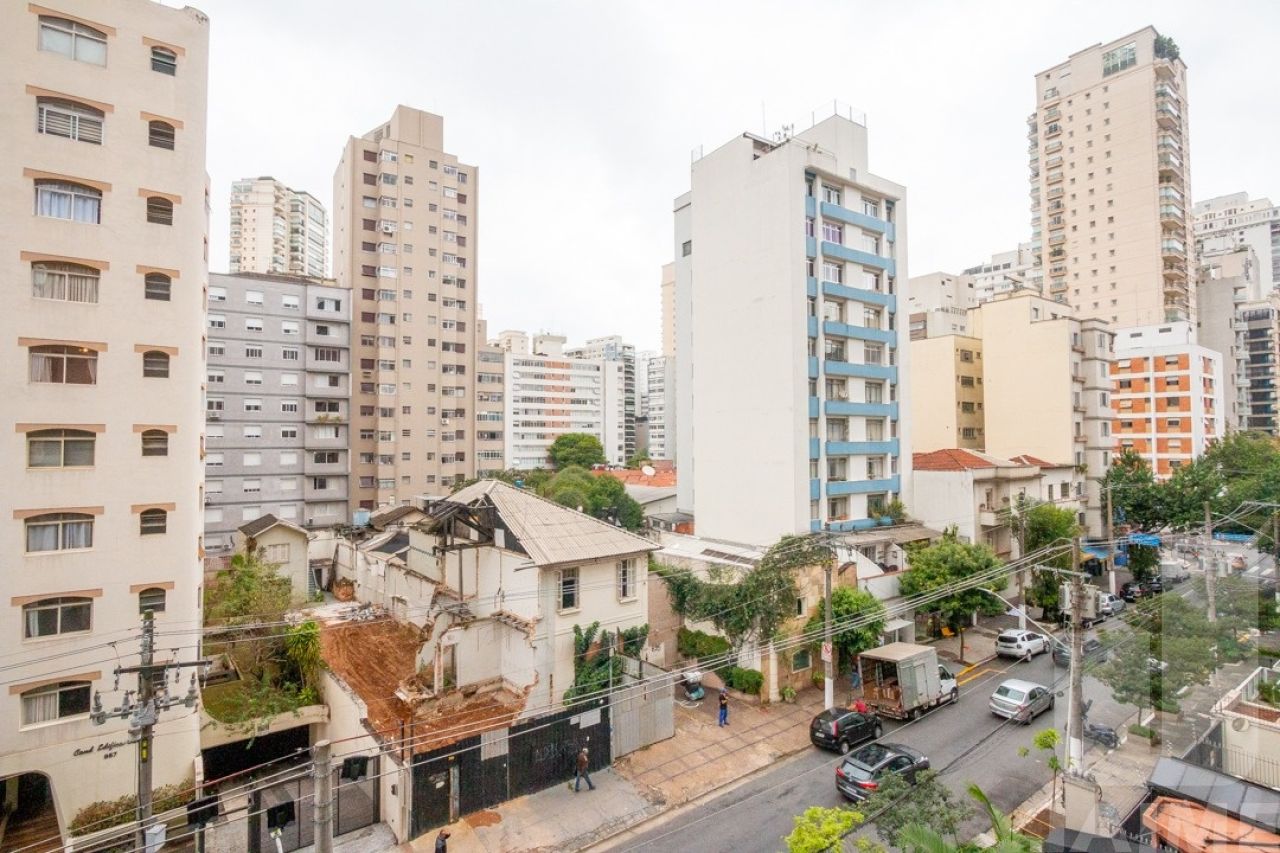 conj-comercial-venda-sao-paulo-higienopolis-1vaga-30m2-JA17411