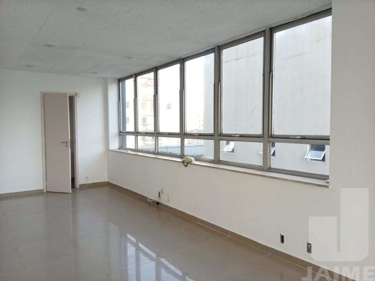 conj-comercial-venda-sao-paulo-higienopolis-1vaga-40m2-JA17585