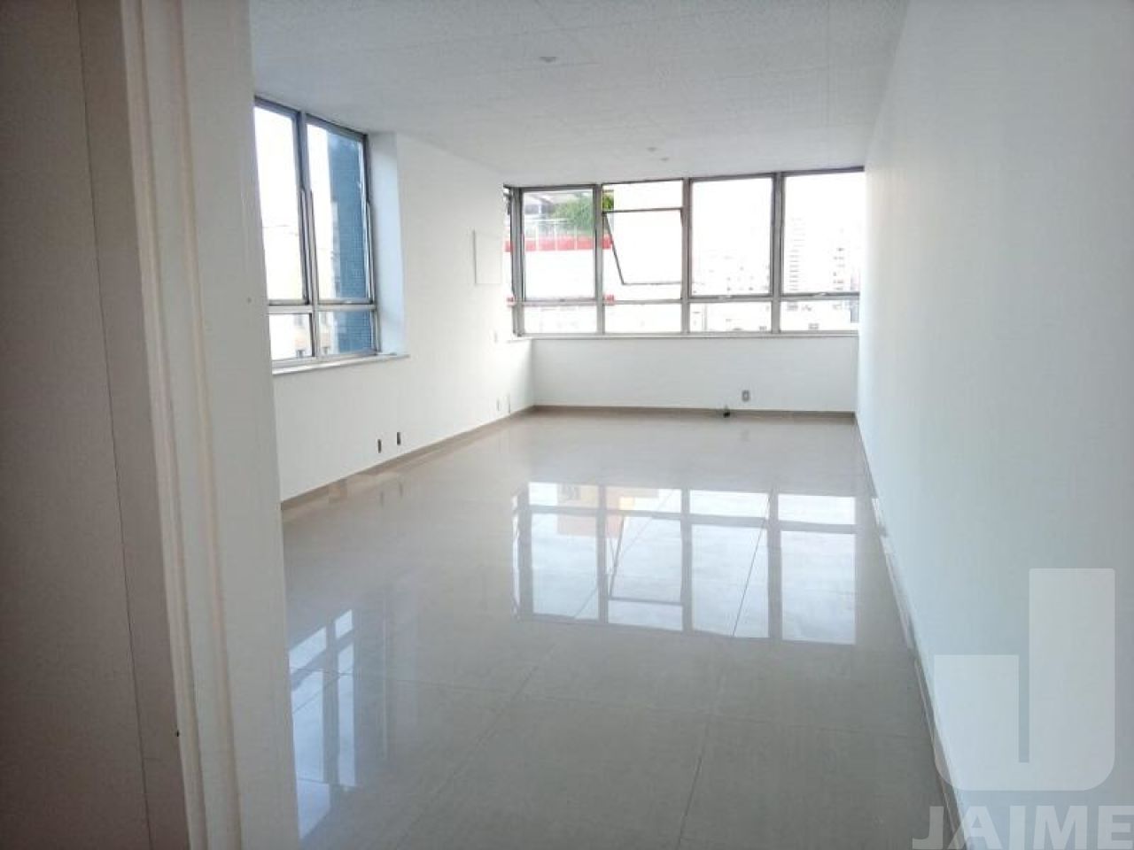 conj-comercial-venda-sao-paulo-higienopolis-1vaga-40m2-JA17585