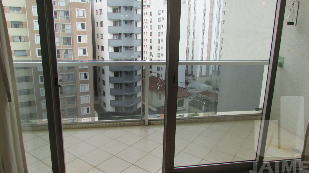 apartamento-venda-sao-paulo-higienopolis-3dormitorios-1suite-2vagas-220m2-JA21523