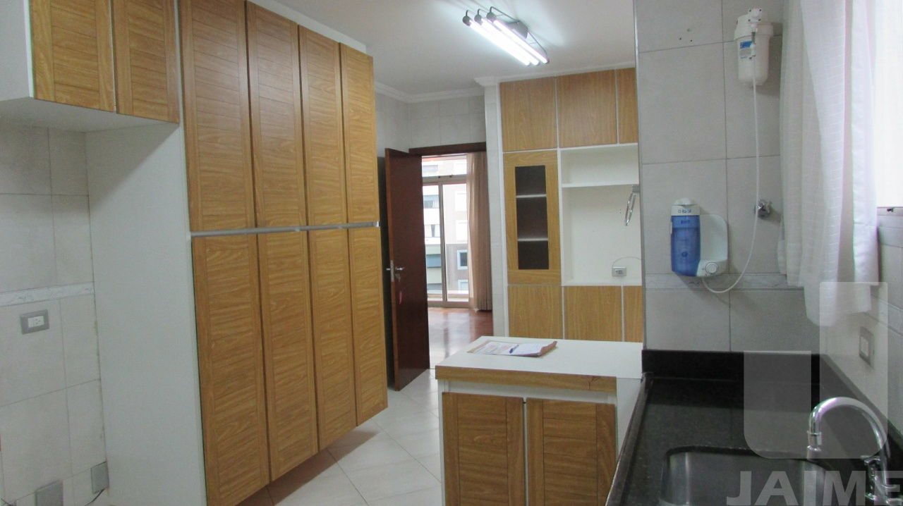 apartamento-venda-sao-paulo-higienopolis-3dormitorios-1suite-2vagas-220m2-JA21523