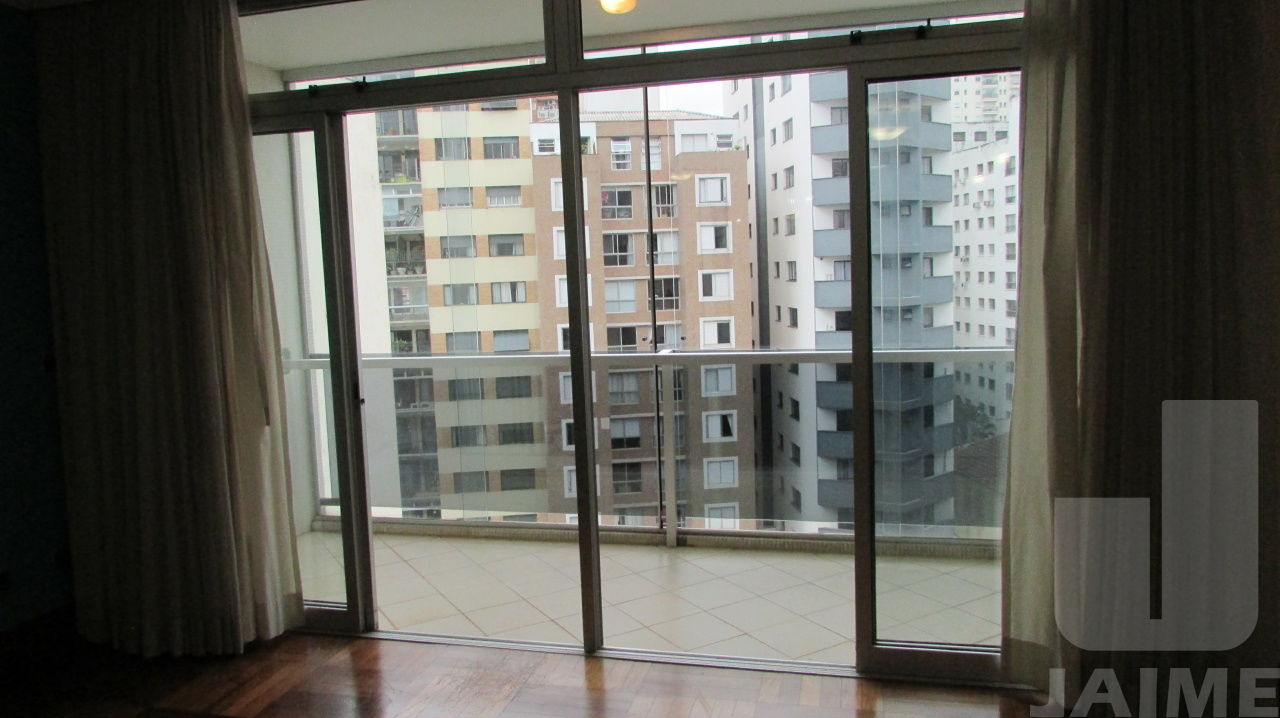 apartamento-venda-sao-paulo-higienopolis-3dormitorios-1suite-2vagas-220m2-JA21523