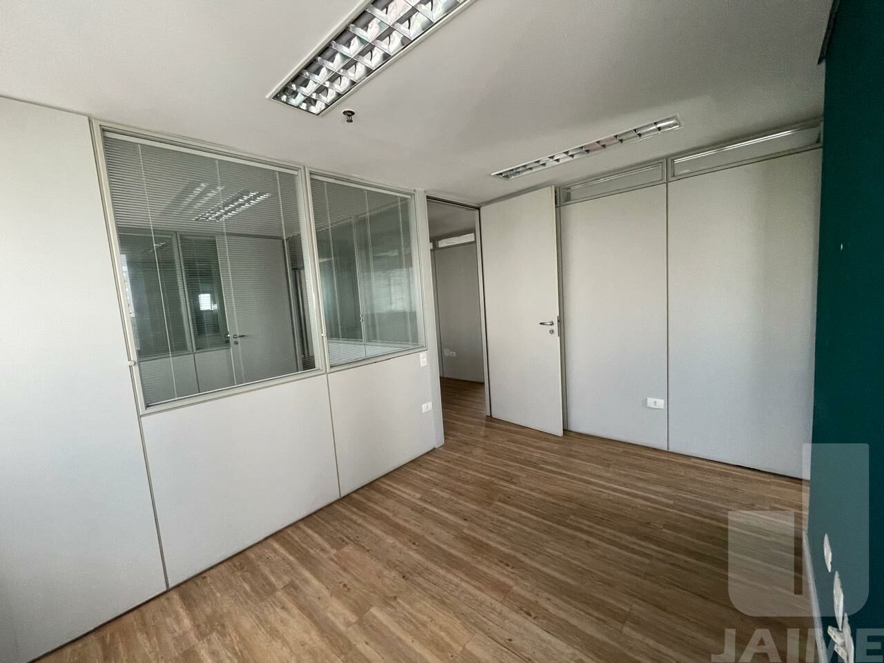 conj-comercial-venda-sao-paulo-higienopolis-2vagas-102m2-JA27823