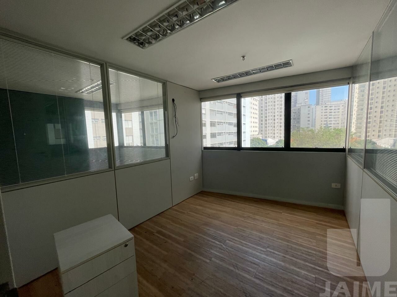 conj-comercial-venda-sao-paulo-higienopolis-2vagas-102m2-JA27823