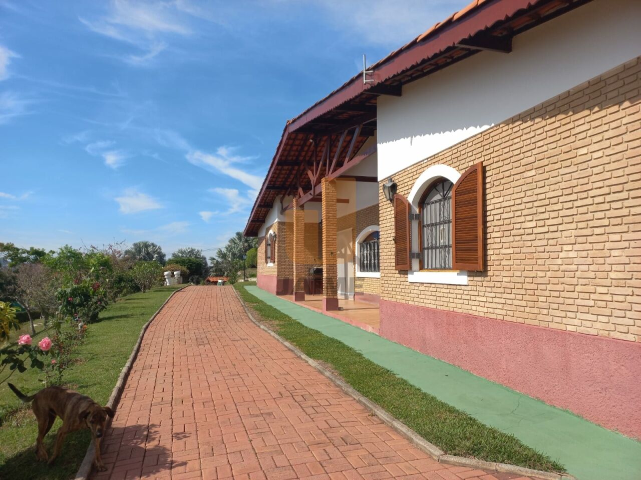 chacara-venda-atibaia-portao-4dormitorios-4suites-6vagas-600m2-JA29463