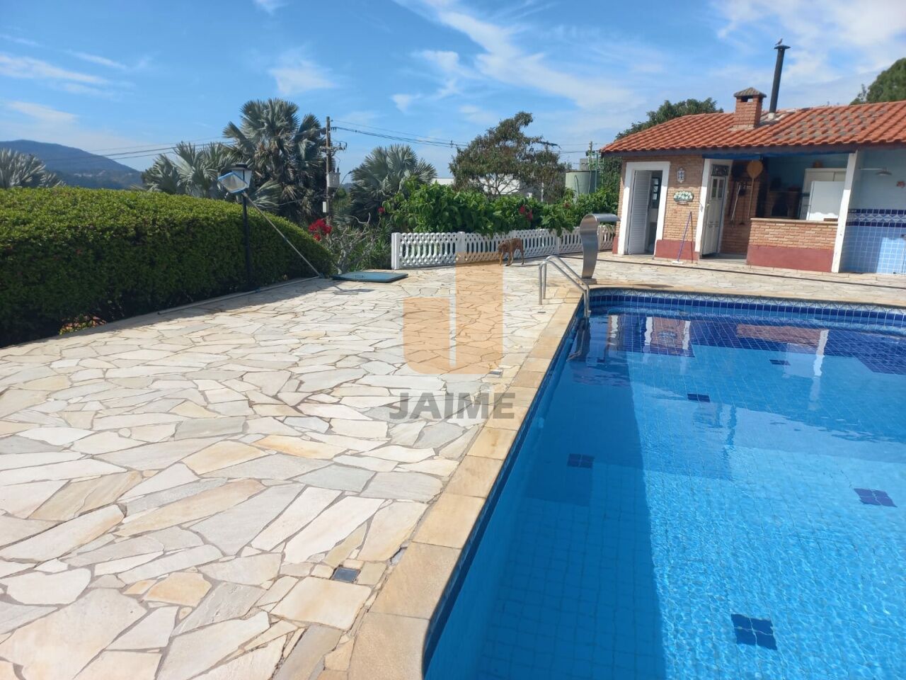 chacara-venda-atibaia-portao-4dormitorios-4suites-6vagas-600m2-JA29463