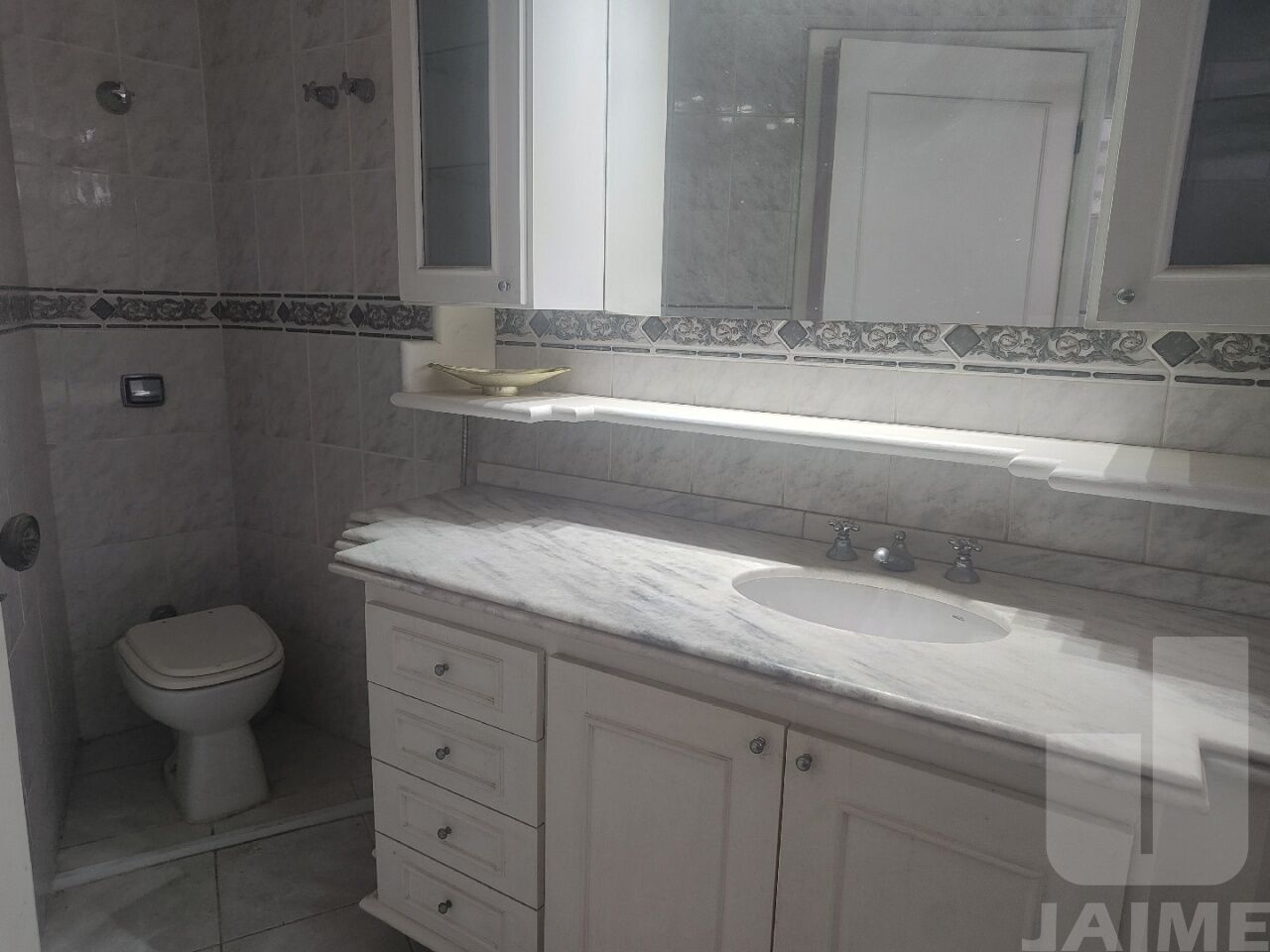 casa-assobradada-locacao-sao-paulo-pacaembu-3dormitorios-1suite-5vagas-330m2-JA39563