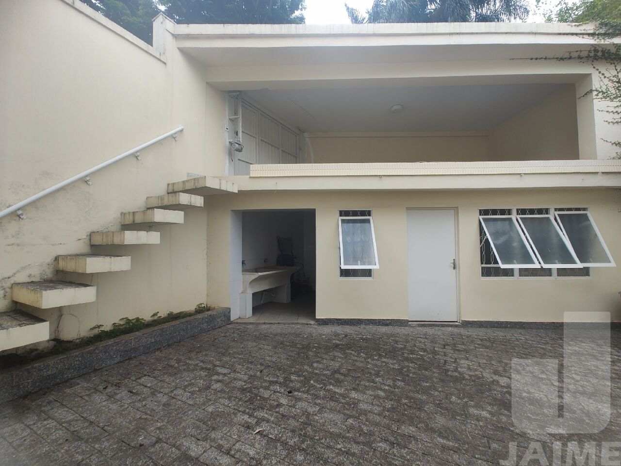 casa-assobradada-locacao-sao-paulo-pacaembu-3dormitorios-1suite-5vagas-330m2-JA39563
