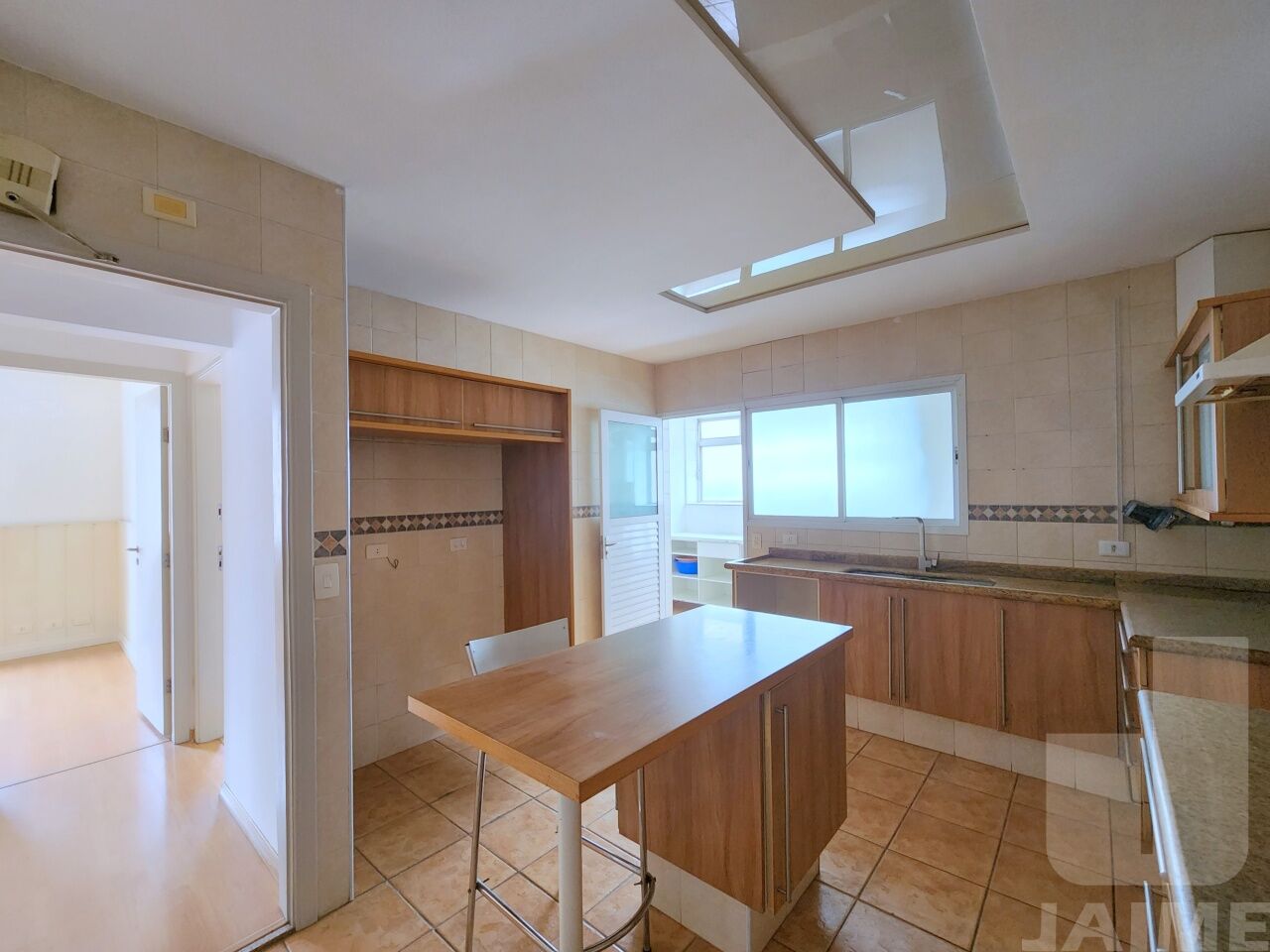 apartamento-venda-sao-paulo-cerqueira-cesar-3dormitorios-1suite-1vaga-150m2-JA39629