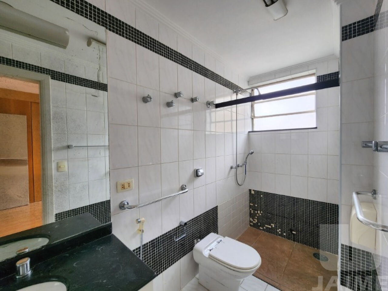 apartamento-venda-sao-paulo-cerqueira-cesar-3dormitorios-1suite-1vaga-150m2-JA39629