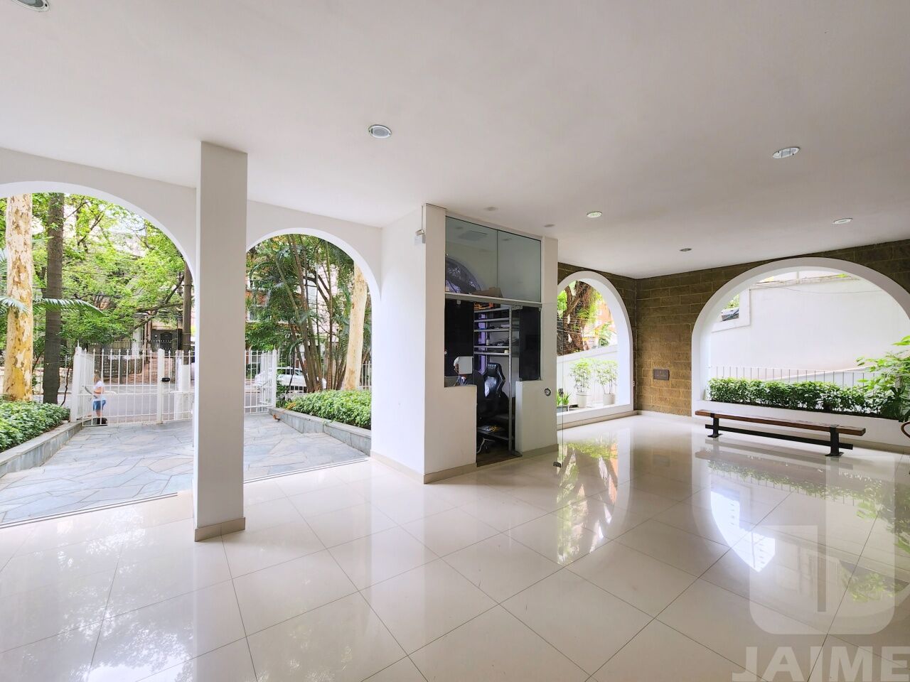 apartamento-venda-sao-paulo-cerqueira-cesar-3dormitorios-1suite-1vaga-150m2-JA39629