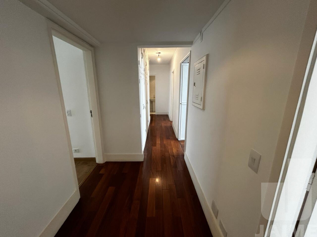 apartamento-venda-sao-paulo-itaim-bibi-3dormitorios-1suite-2vagas-190m2-JA39721
