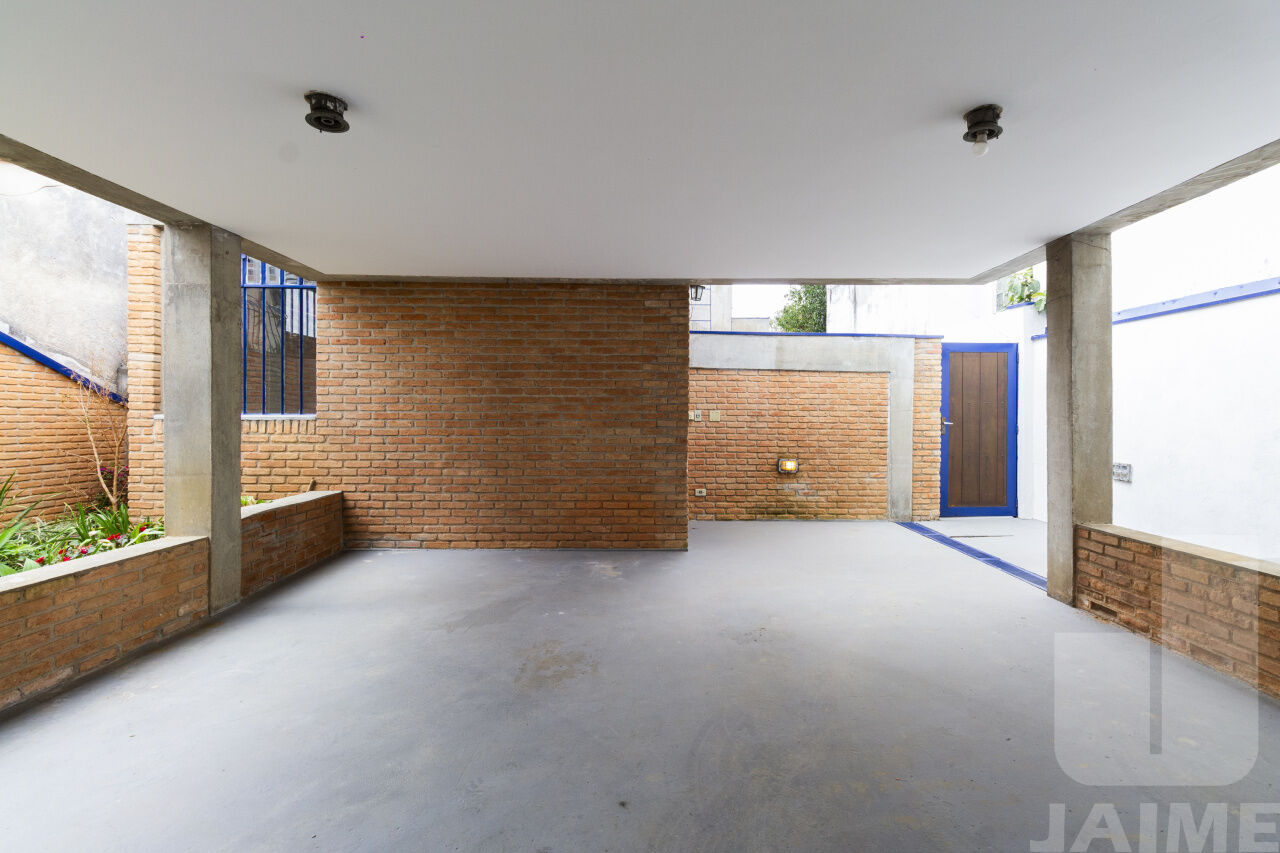 casa-assobradada-venda-sao-paulo-sumare-5dormitorios-2suites-2vagas-344m2-JA39768