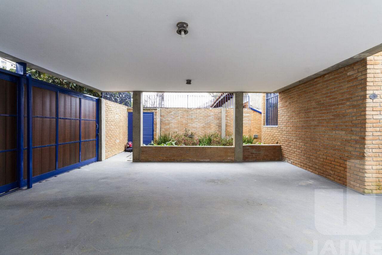 casa-assobradada-venda-sao-paulo-sumare-5dormitorios-2suites-2vagas-344m2-JA39768