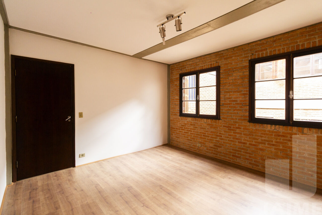 casa-assobradada-venda-sao-paulo-sumare-5dormitorios-2suites-2vagas-344m2-JA39768