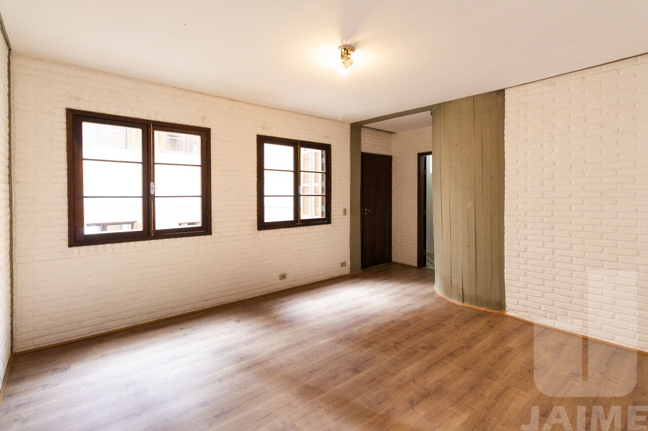 casa-assobradada-venda-sao-paulo-sumare-5dormitorios-2suites-2vagas-344m2-JA39768