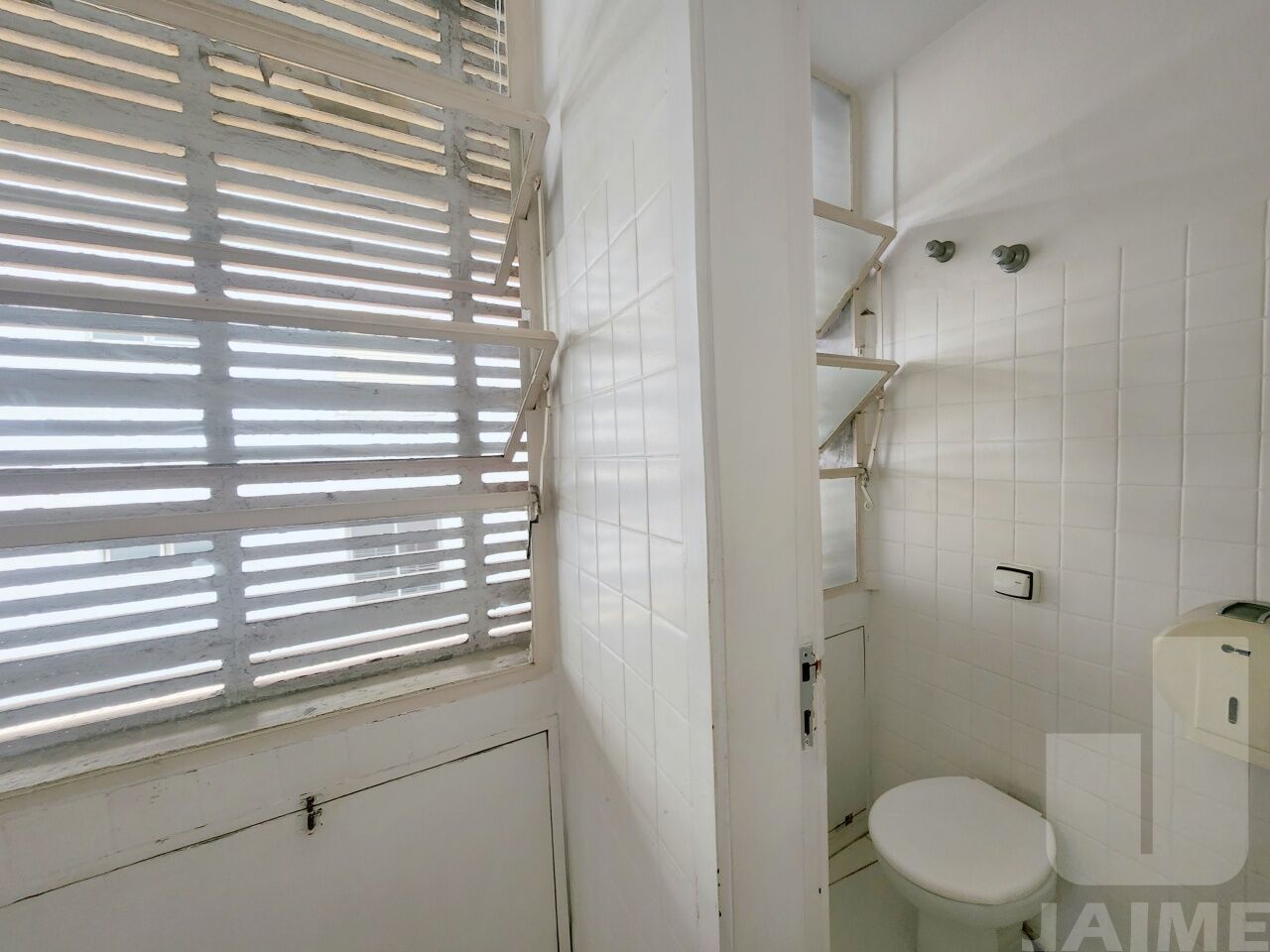 conj-comercial-venda-sao-paulo-higienopolis-1vaga-52m2-JA39802