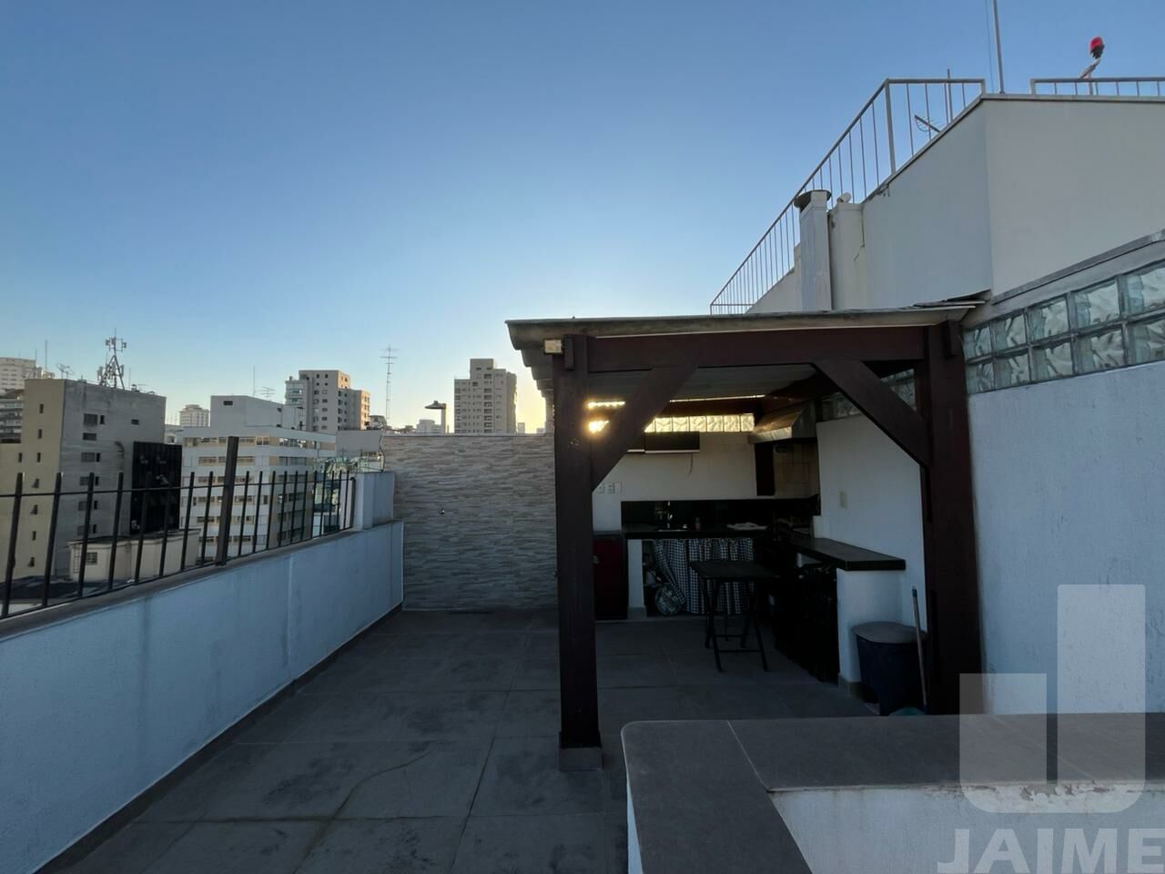 triplex-venda-sao-paulo-vila-buarque-1dormitorio-1suite-1vaga-81m2-JA40009