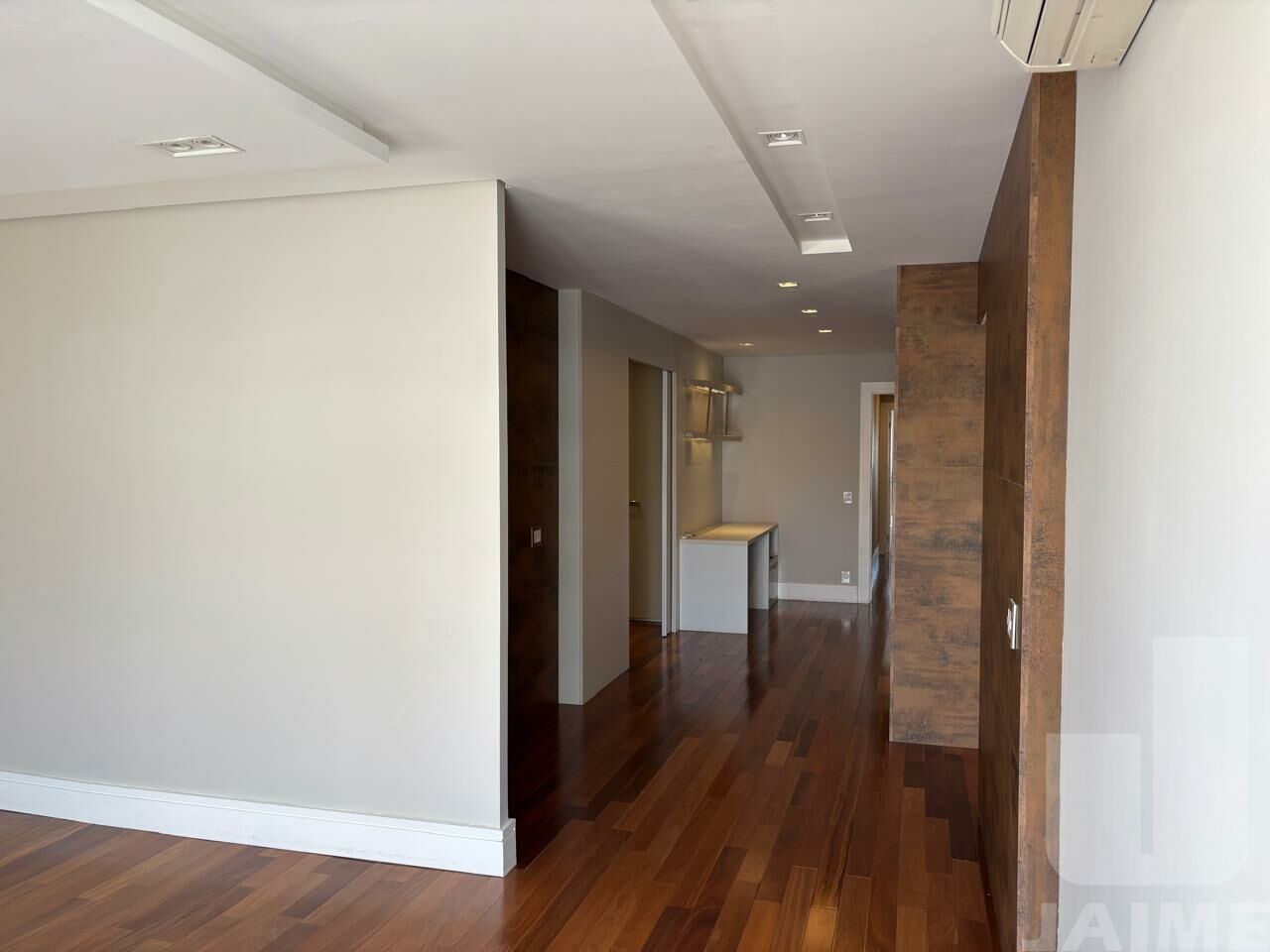 cobertura-locacao-sao-paulo-higienopolis-3dormitorios-3suites-5vagas-331m2-JA40035