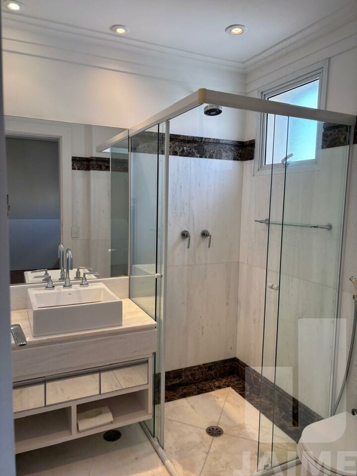 cobertura-locacao-sao-paulo-higienopolis-3dormitorios-3suites-5vagas-331m2-JA40035