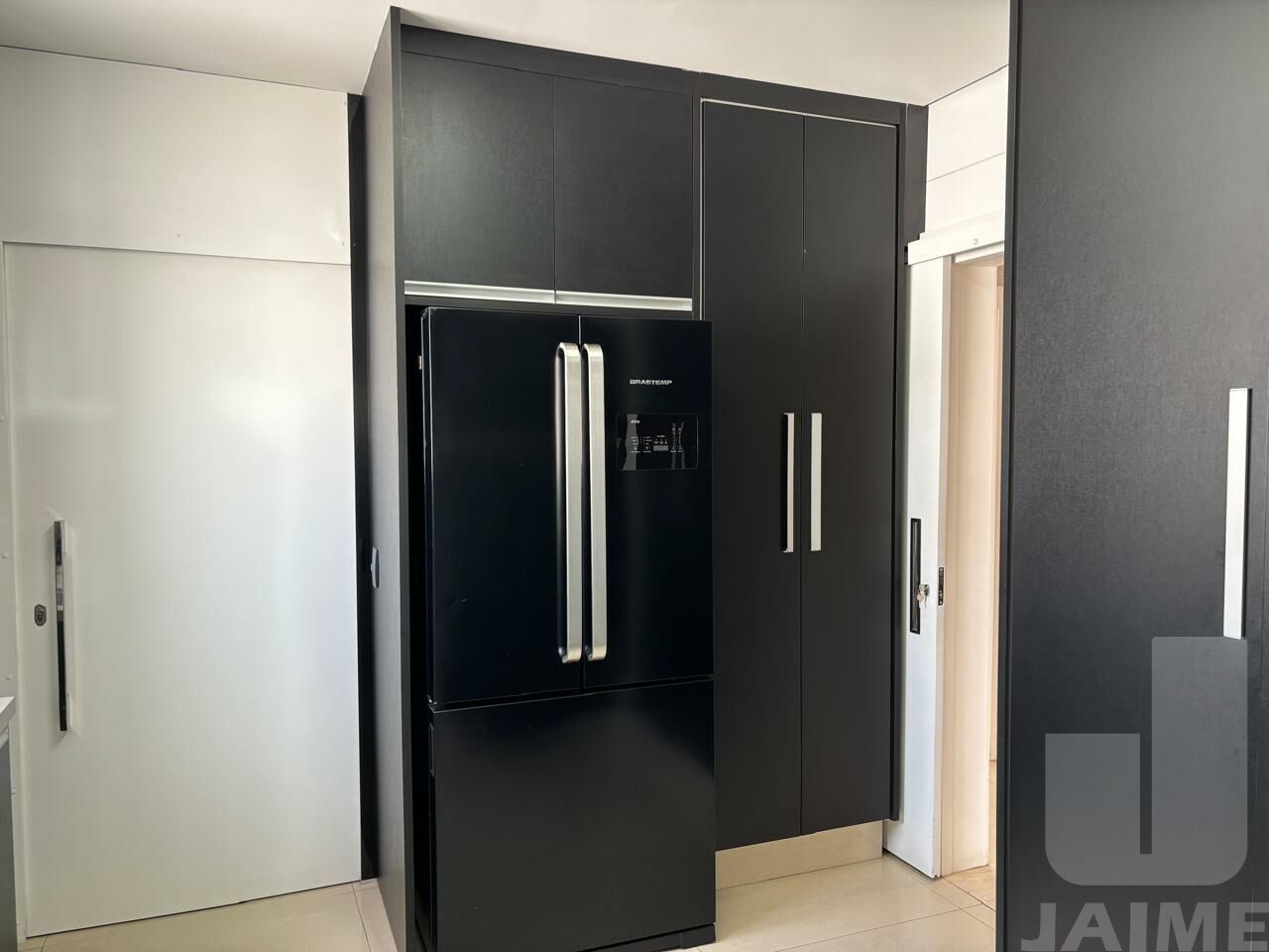 cobertura-locacao-sao-paulo-higienopolis-3dormitorios-3suites-5vagas-331m2-JA40035