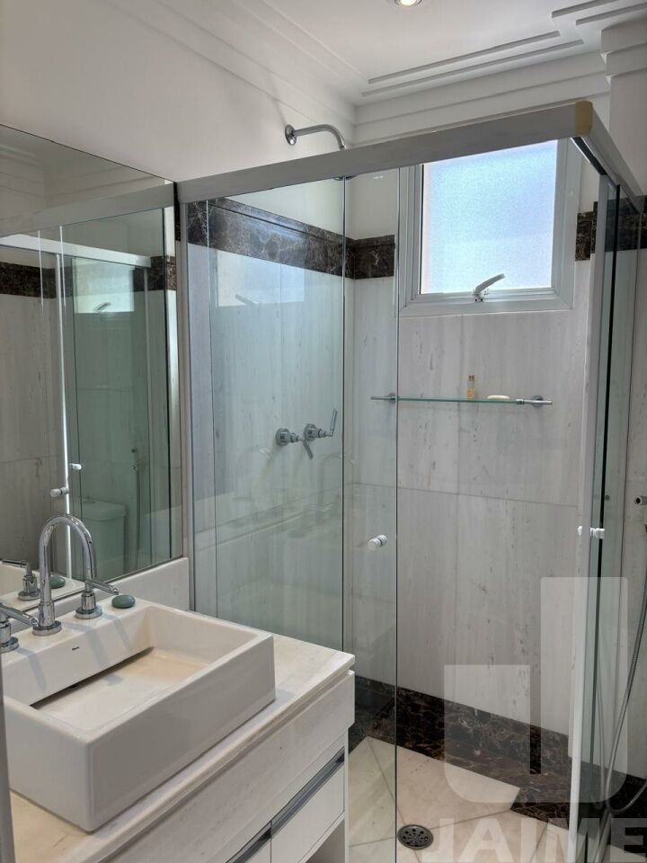 cobertura-locacao-sao-paulo-higienopolis-3dormitorios-3suites-5vagas-331m2-JA40035