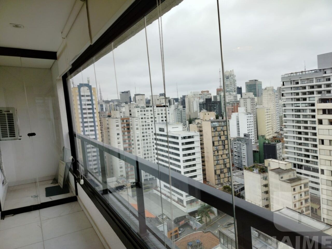apartamento-locacao-sao-paulo-consolacao-1dormitorio-1vaga-35m2-JA40232