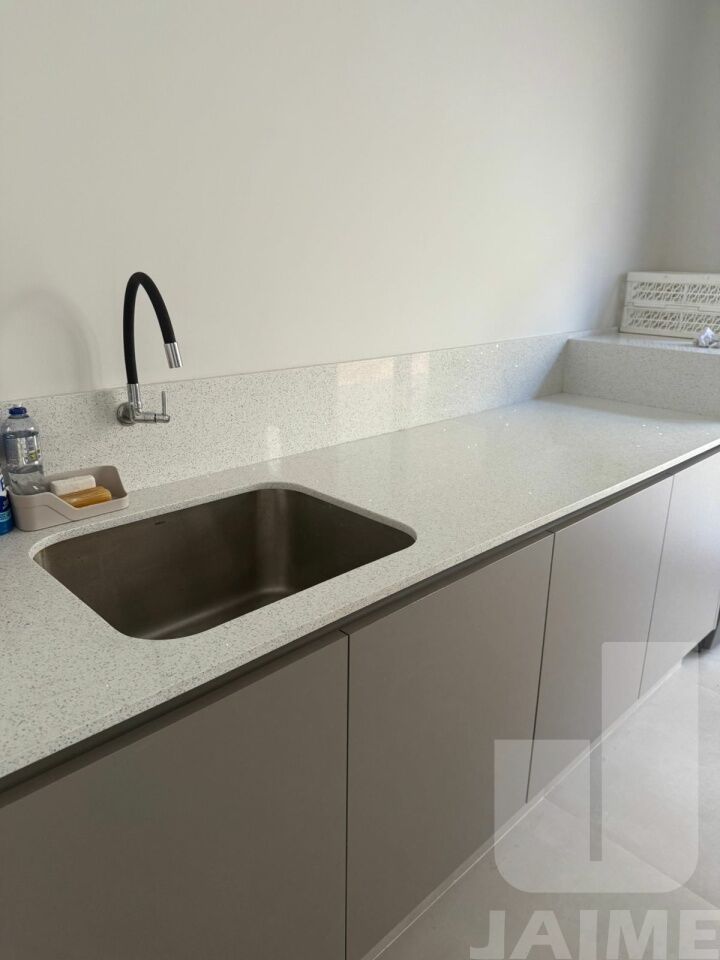 casa-assobradada-venda-atibaia-estancia-santa-maria-do-laranjal-4dormitorios-4suites-4vagas-496m2-JA40445