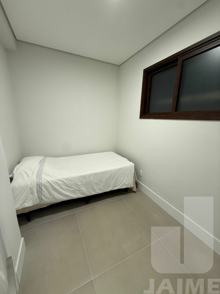 casa-assobradada-venda-atibaia-estancia-santa-maria-do-laranjal-4dormitorios-4suites-4vagas-496m2-JA40445