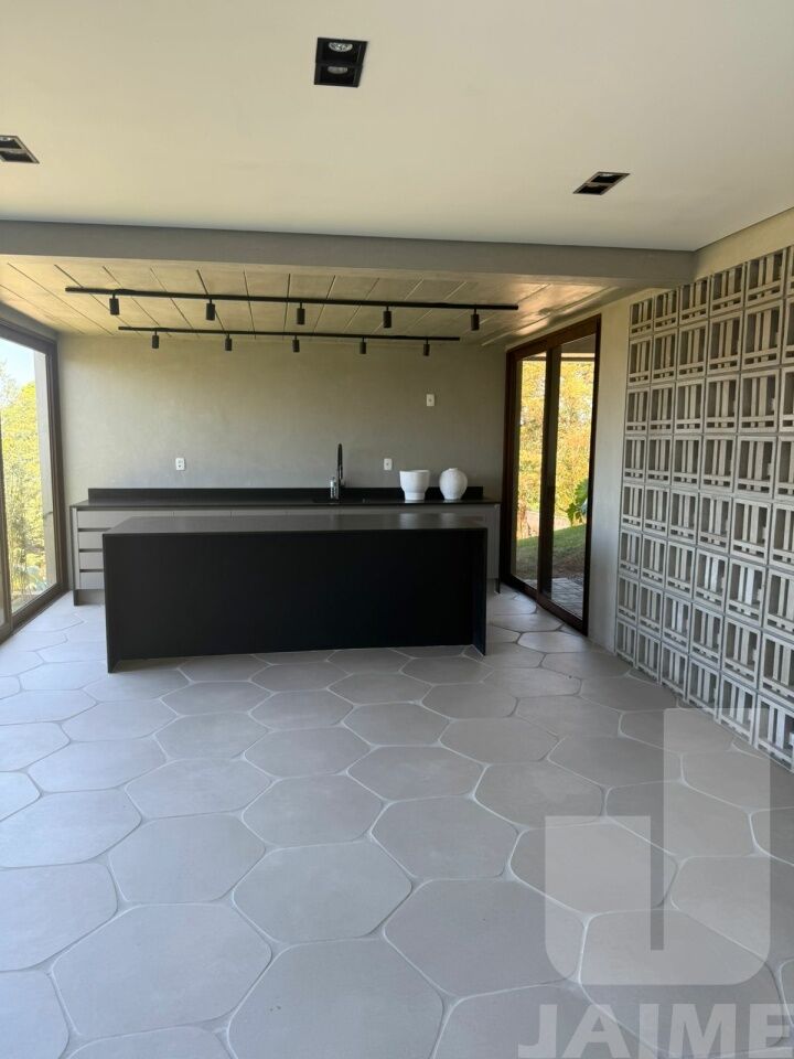 casa-assobradada-venda-atibaia-estancia-santa-maria-do-laranjal-4dormitorios-4suites-4vagas-496m2-JA40445