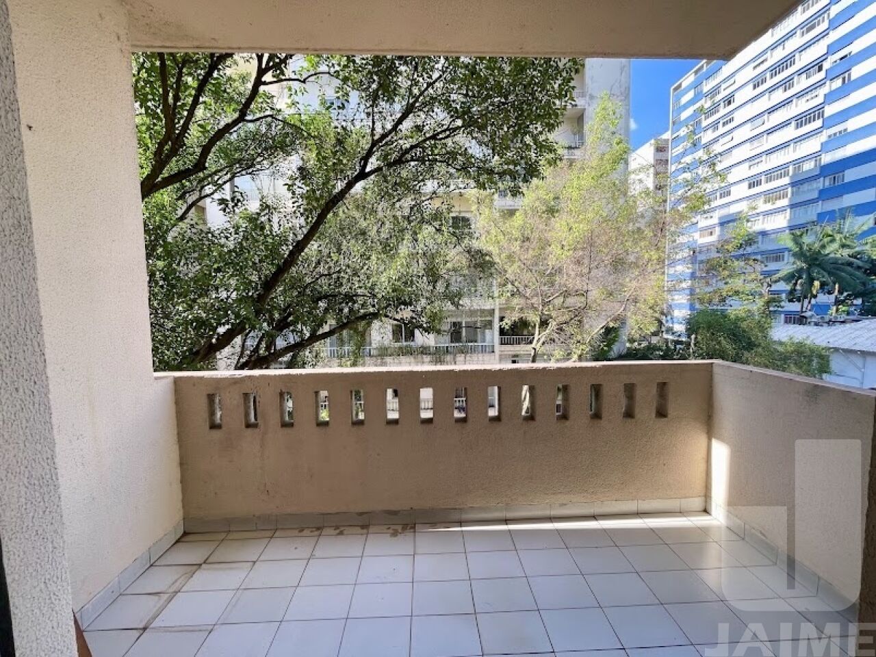 apartamento-venda-sao-paulo-higienopolis-3dormitorios-1suite-166m2-JA40448