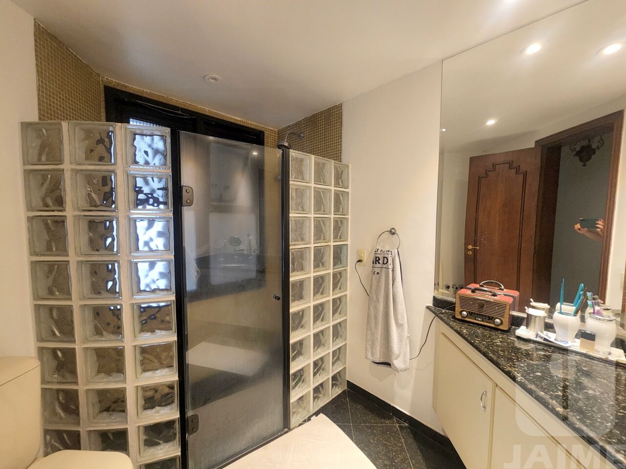apartamento-venda-sao-paulo-itaim-bibi-4dormitorios-3suites-3vagas-190m2-JA40455