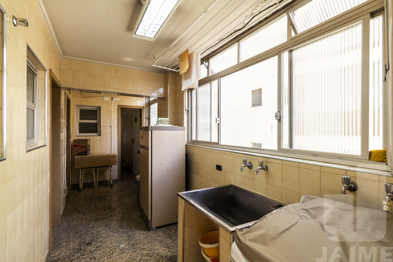 apartamento-venda-sao-paulo-higienopolis-4dormitorios-1suite-2vagas-221m2-JA40532