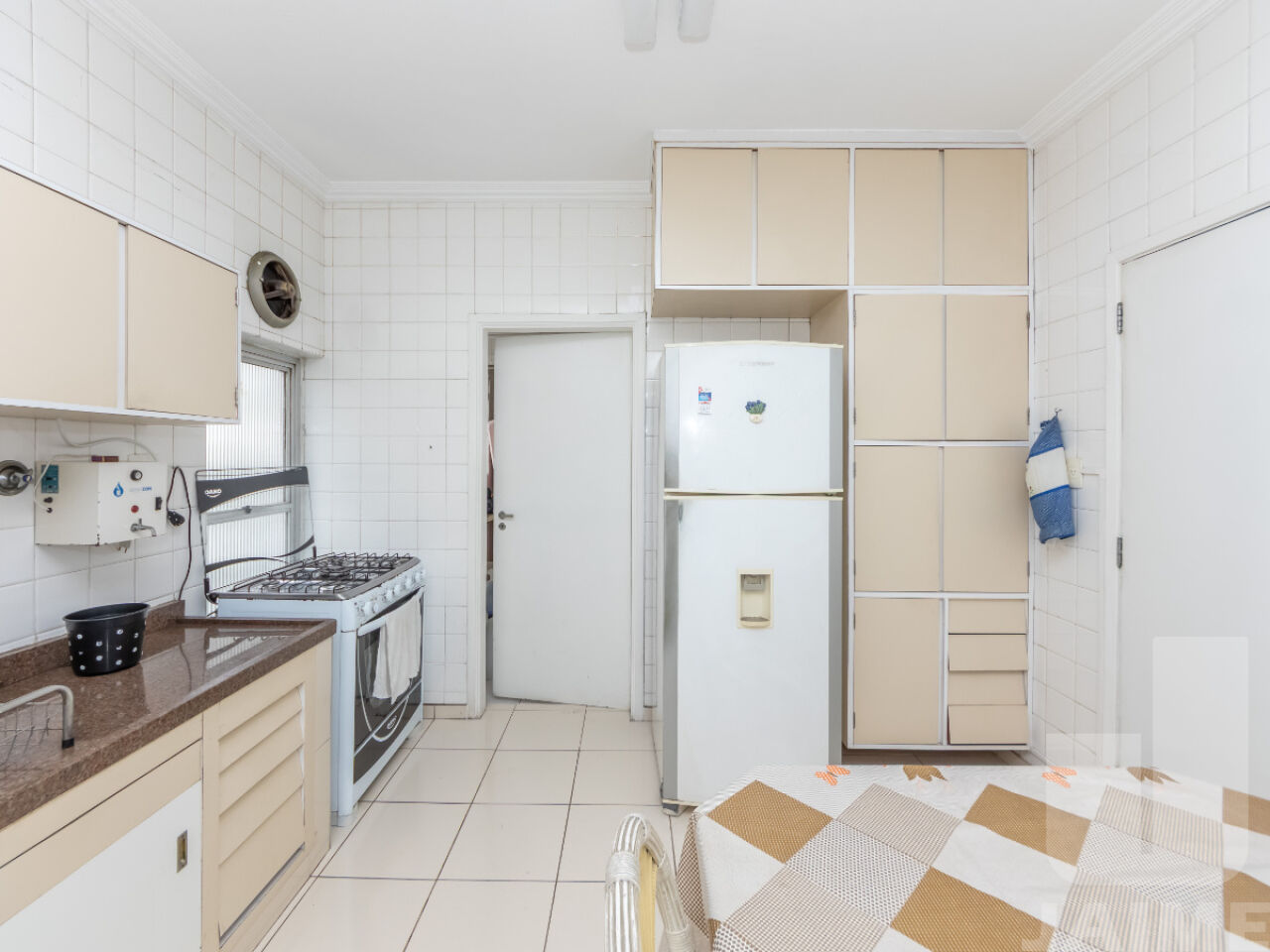 apartamento-venda-sao-paulo-higienopolis-3dormitorios-1suite-1vaga-145m2-JA40694