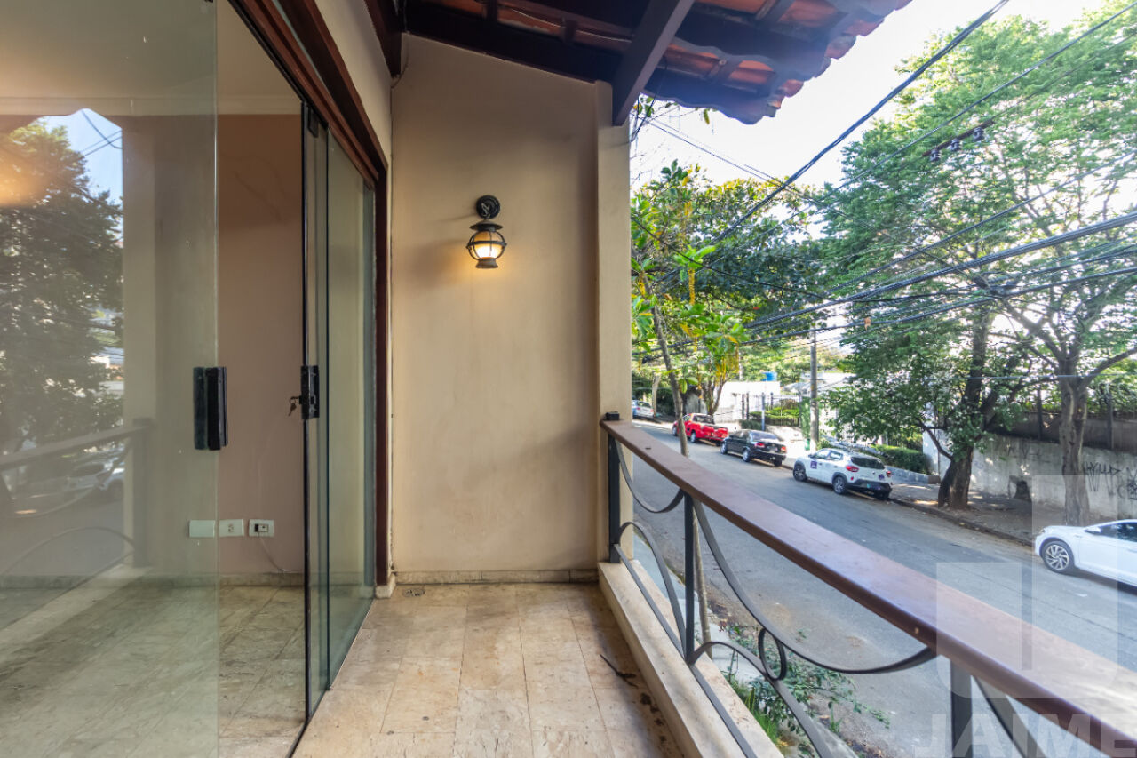 casa-terrea-venda-sao-paulo-perdizes-2dormitorios-1suite-2vagas-153m2-JA40818